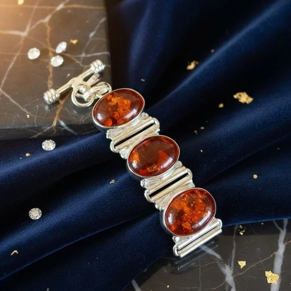 Sterling Silver Amber bracelet - Picture 1 of 9